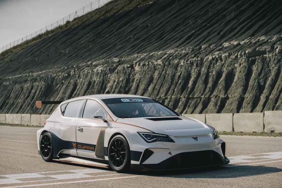  Cupra e-Racer 2018 года  (фото 21 из 23)